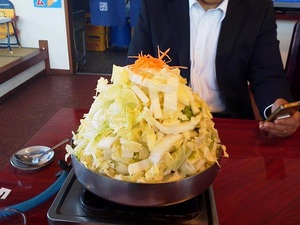 とりやさい味噌鍋